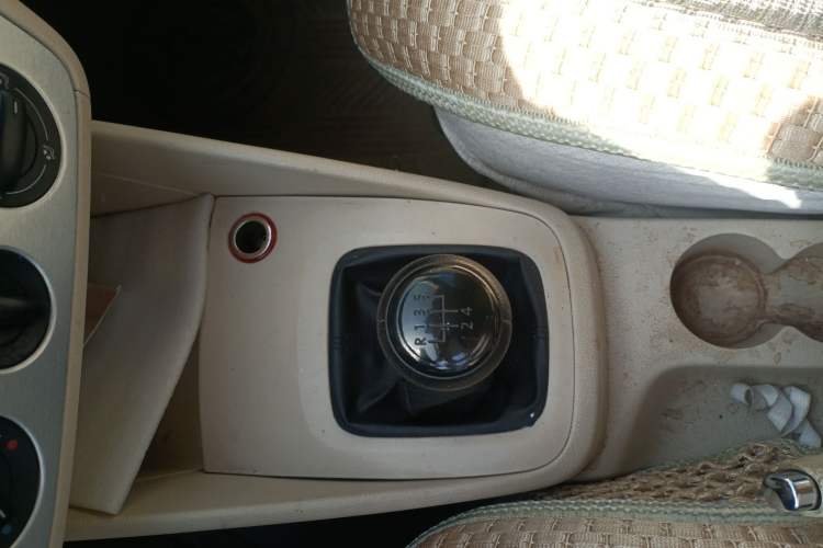 Used Volkswagen Bora 2008 1.6L Manual Fashion Model
