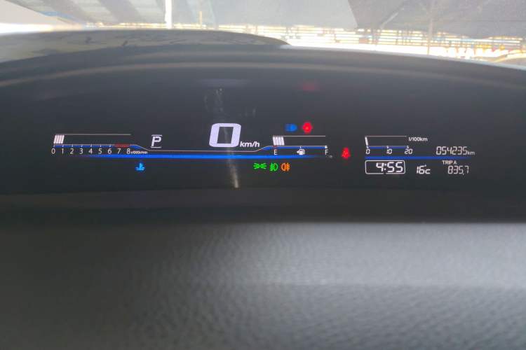 Used Honda Jade 2017 210TURBO CVT Fashion Edition 5-seater Instrument Cluster