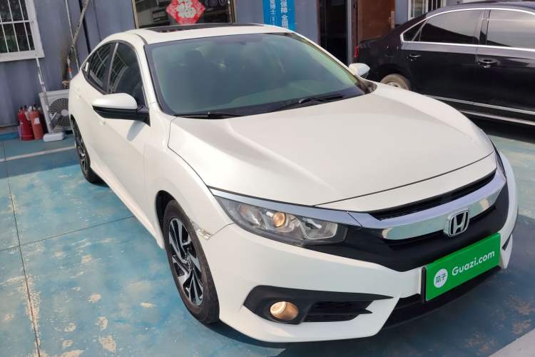 Used Honda Civic 2016 220TURBO CVT Luxury Edition
