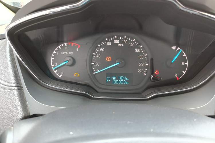 Used Ford Escort 2015 1.5L Automatic Fashion Model
