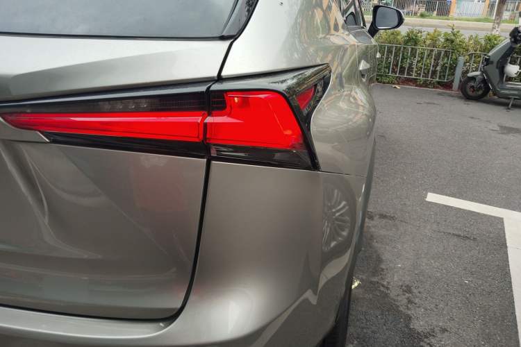 Used Lexus NX 2020 300h Front-Wheel Drive Smart Hybrid Special Limited Edition
