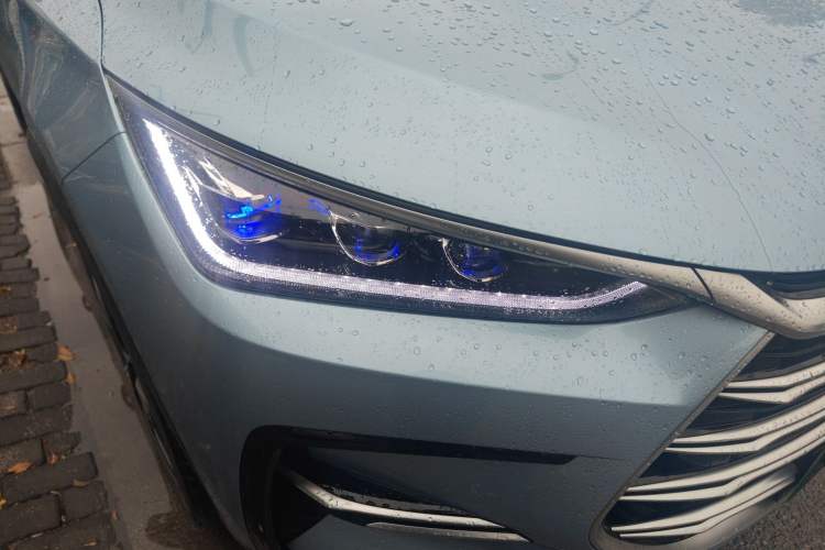 Used BYD Tang New Energy 2023 DM-i Champion Edition 112KM Prestige Model Right Front Headlight