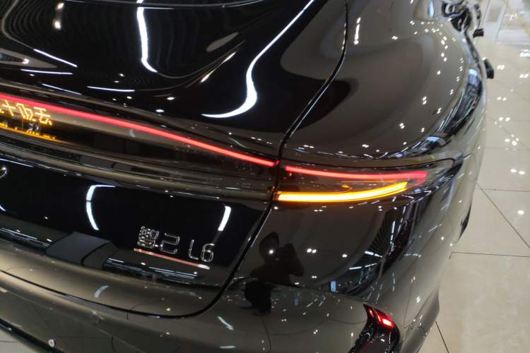 Used IM L6 2025 Ultra Model
