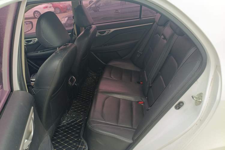 Used Geely Auto Vision 2017 1.5L Manual Happiness Edition
