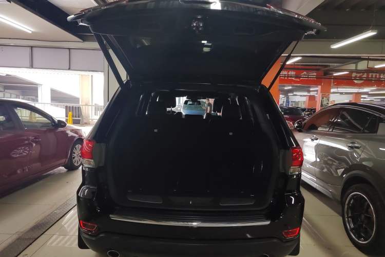 Used Jeep Grand Cherokee 2016 3.0L Comfort Navigation Edition