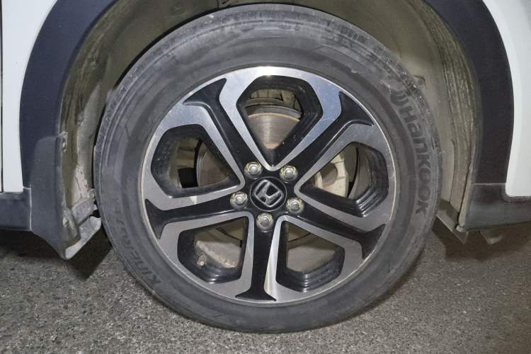 Used Honda XR-V 2017 1.8L EXi CVT Comfort Version Right Front Wheel Hub