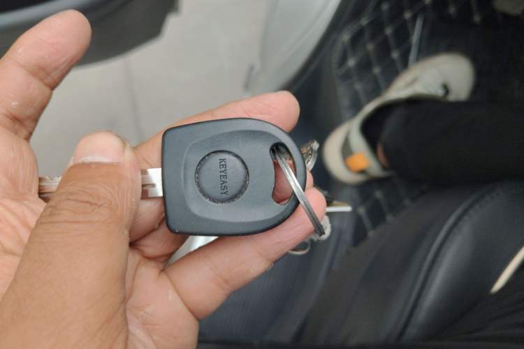 Used Jinbei Grace 2016 2.0L Classic Edition Standard Model Long Wheelbase 9 Seats
