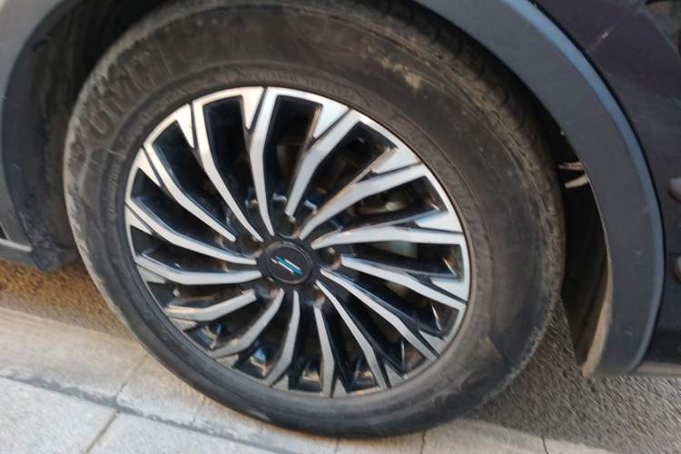 Used CHANGAN OSHAN Cosmos EV 2020 LingShang Model Right Front Wheel Hub