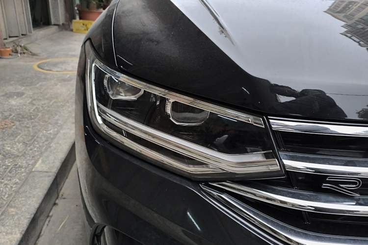 Used Volkswagen Tiguan L 2022 330TSI Automatic Two-Wheel Drive R-Line Enhanced Edition
