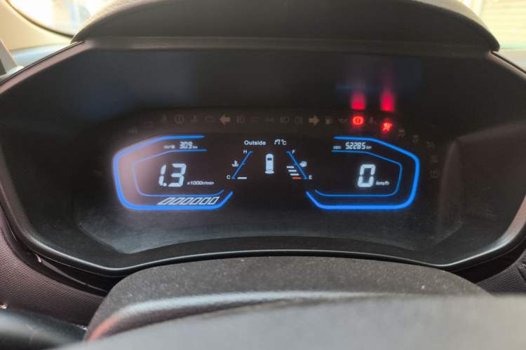 Used CHANGAN OSHAN A800 2017 1.6L Manual Comfort Model Instrument Cluster