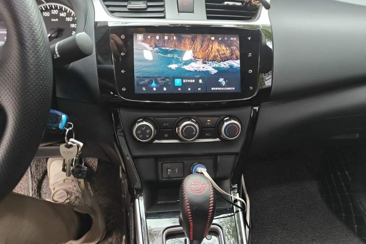 Used Nissan Sylphy 2022 Classic 1.6XL CVT Luxury Edition Audio And AC Panel