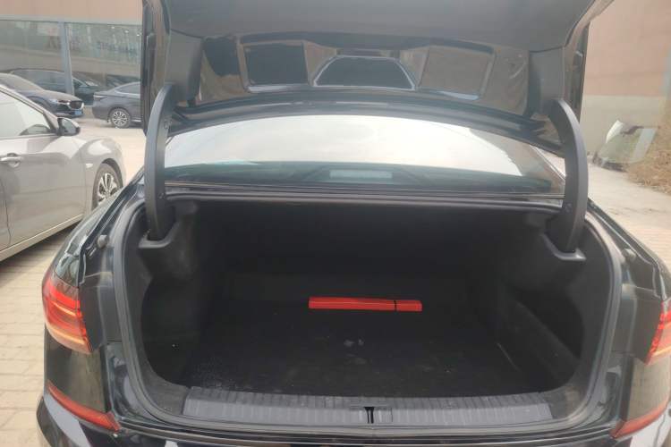 Used Volkswagen Passat 2023 Revised 330TSI Starry Elite Edition Trunk