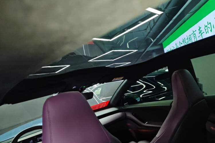 Used Nio ET5T 2024 75kWh Touring Headliner