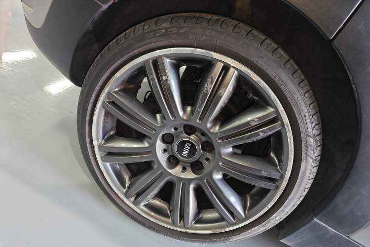 Used MINI Clubman 2016 Revised Version 2.0T COOPER S Connoisseur Edition
