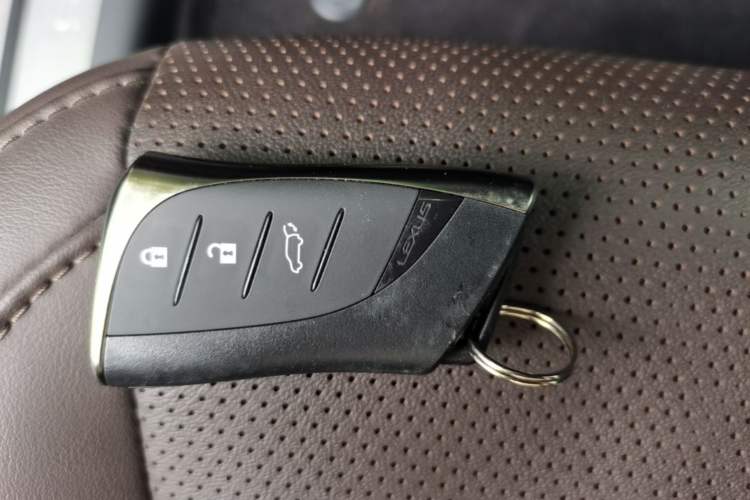 Used Lexus RX 2023 350h Two-Wheel Drive Comfort Edition