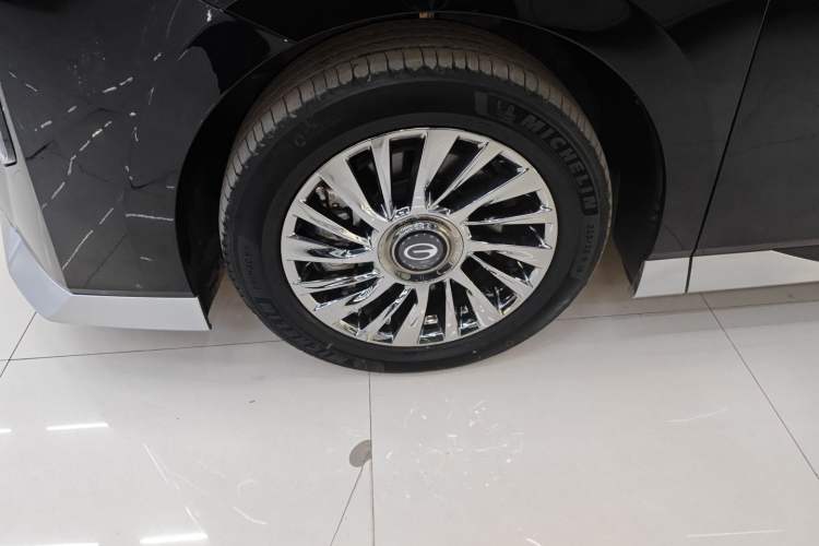 Used GAC Trumpchi M8 2023 Zongshi Series Dual-Motor Flagship Edition