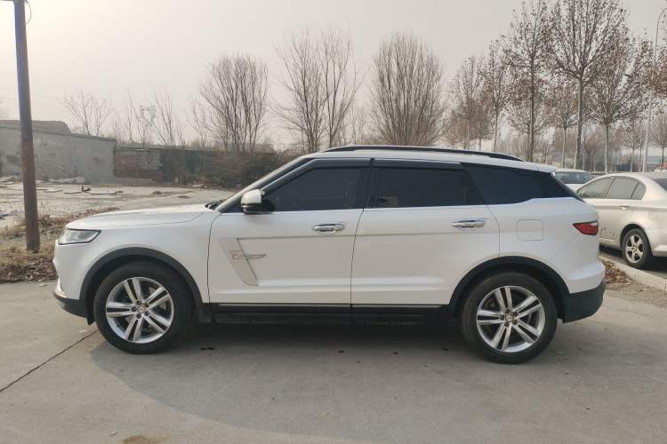 Used Zotye T700 2017 1.8T Dual-Clutch Luxury Model Exterior 1