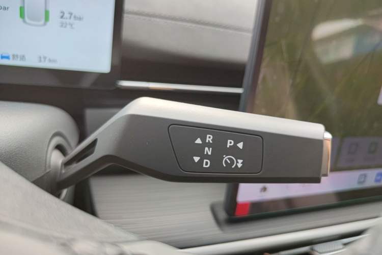 Used Dongfeng eπ eπ007 2026 Model 007+ Pure-Electric 650 Ultra+ LiDAR Edition Gear Lever