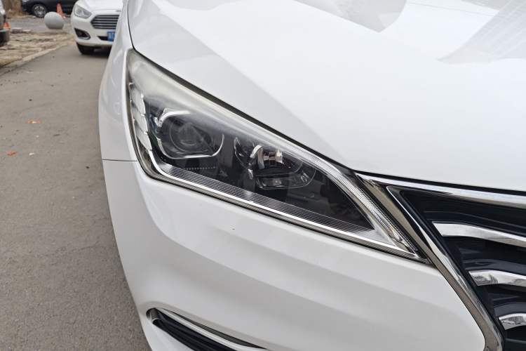 Used Changan Eado DT 2019 1.6L Manual Comfort Model China VI Standard