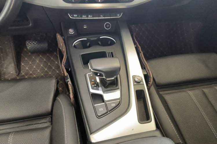 Used Audi A4L 2020 35 TFSI Fashion Dynamic Model