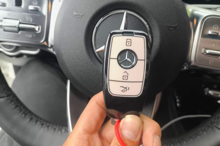 Used Mercedes-Benz A-Class 2022 Revised Version A 200 L Sport Sedan Fashionable Style
