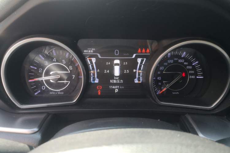 Used Jeep Commander 2018 2.0T Two-Wheel Drive Enjoy Edition China V
