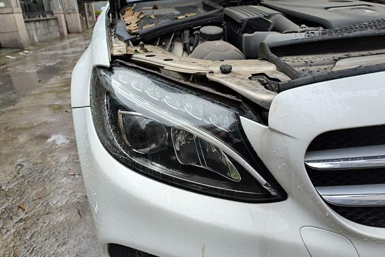 Used Mercedes-Benz C-Class 2016 C 200 L Sport Edition Right Front Headlight