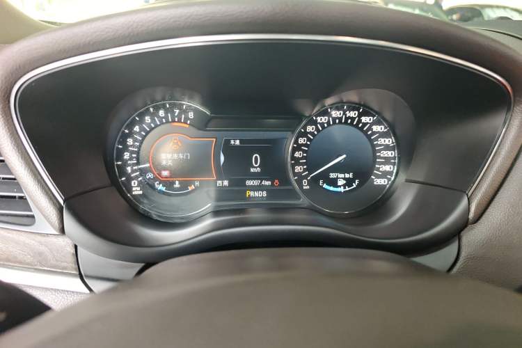 Used Lincoln MKC 2018 2.0T Four-Wheel Drive Zunya Edition
