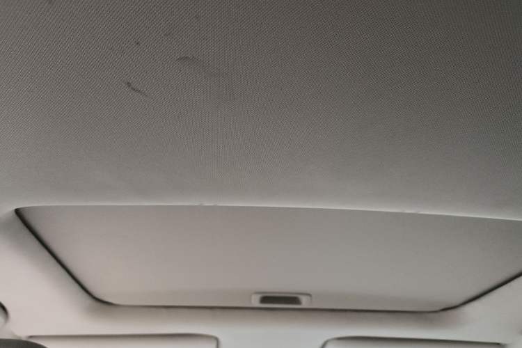 Used Honda Jade 2017 1.8L automatic Comfort version 5 seats