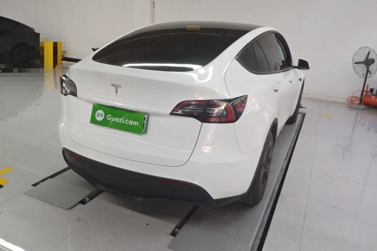 Used Tesla Model Y 2023 Rear-Wheel-Drive Version Rear Right 45 Deg