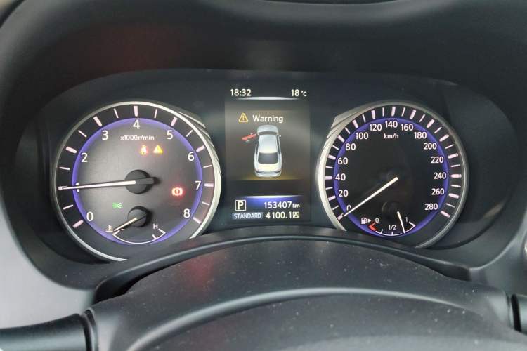 Used Infiniti Q50 2014 2.0T Comfort Edition