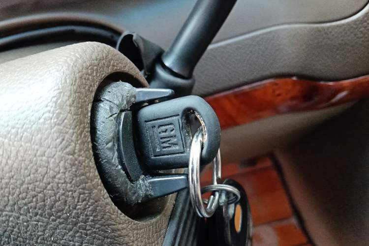 Used Buick GL8 2006 Lu Zun 3.0L CT Comfort Edition
