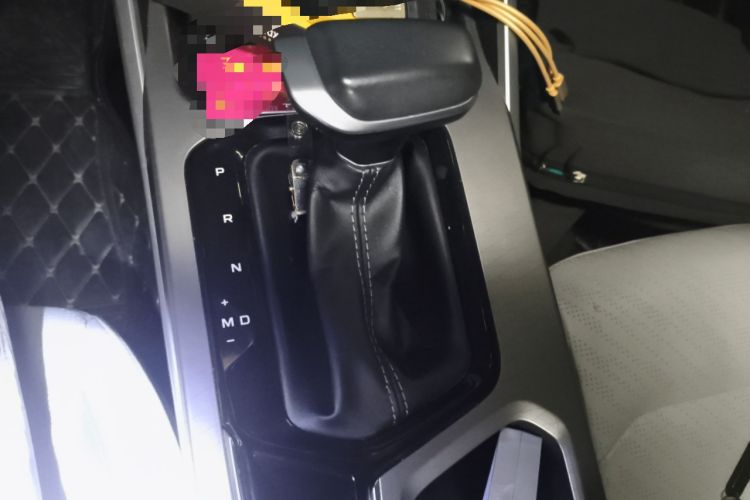 Used Geely Auto Emgrand 2022 4th Generation 1.5L CVT Flagship Model Gear Lever