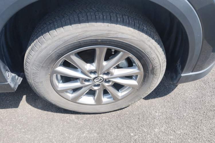 Used Mazda CX-5 2022 2.0L Automatic Two-Wheel Drive Zhiya Version Right Front Wheel Hub