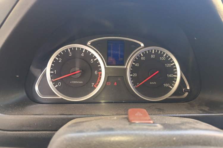 Used CHANGAN KAICHENG Star 9 2015 1.5L Base Version 4G15S Instrument Cluster