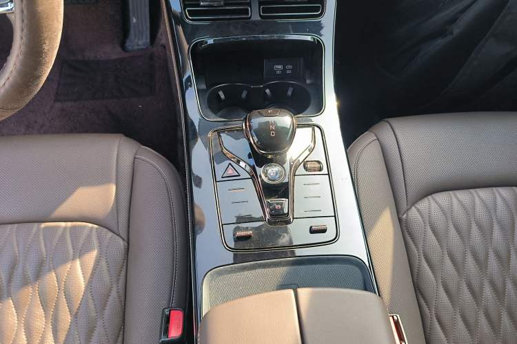 Used BYD Han 2023 EV Champion Edition 605KM Front-Drive Premium Model
