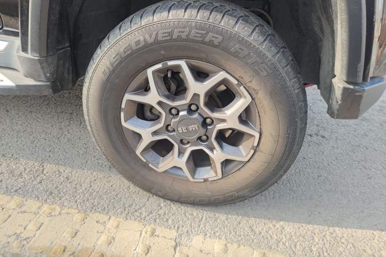 Used BAIC Off-Road F40 2021 2.0T Automatic Cube Edition Right Front Wheel Hub