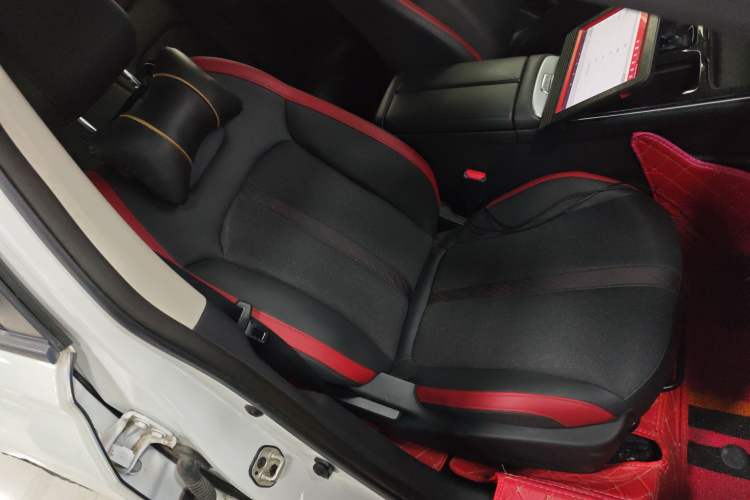 Used Dongfeng Aeolus Yixuan MAX 2021 1.5T Super-Powered Dad Edition