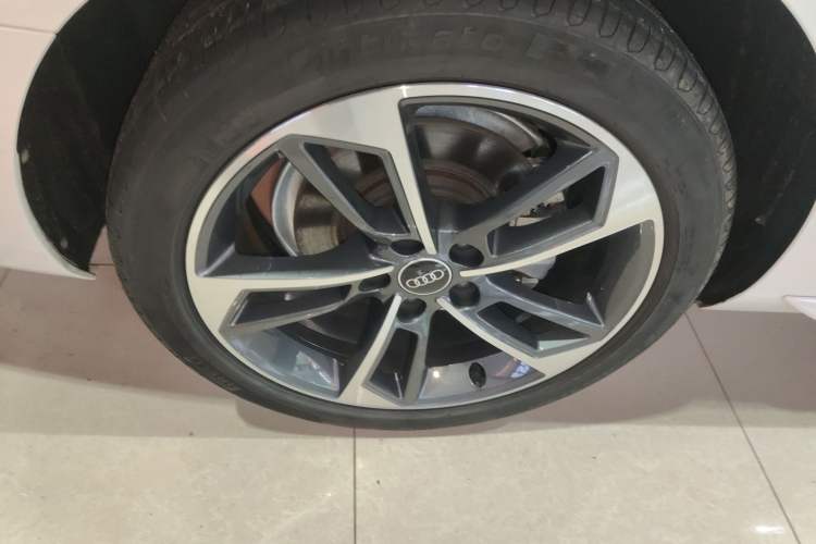 Used Audi A4L 2022 40 TFSI Fashion Dynamic Model
