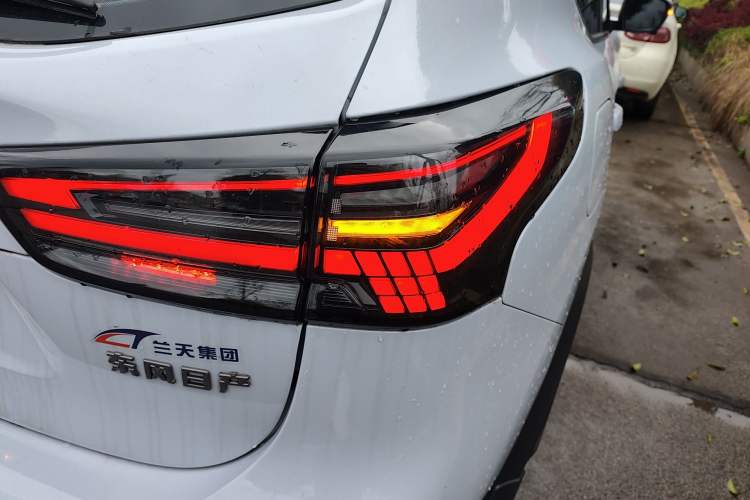 Used Nissan Qashqai 2025 Honor 2.0L CVT XV+ Leading Edition Exterior 3