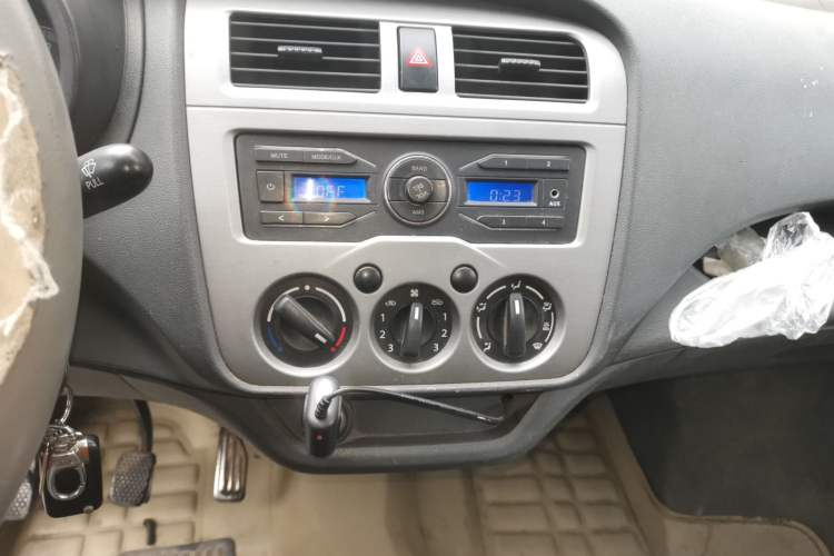 Used CHANGAN KAICHENG Star 2013 1.2L New Changan Star Basic Version Audio And AC Panel