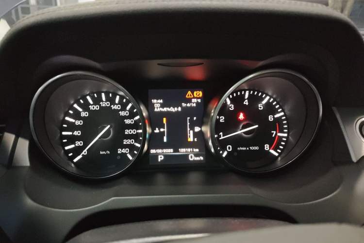 Used Land Rover Range Evoque 2014 2.0T 5-Door Ignite Edition Instrument Cluster