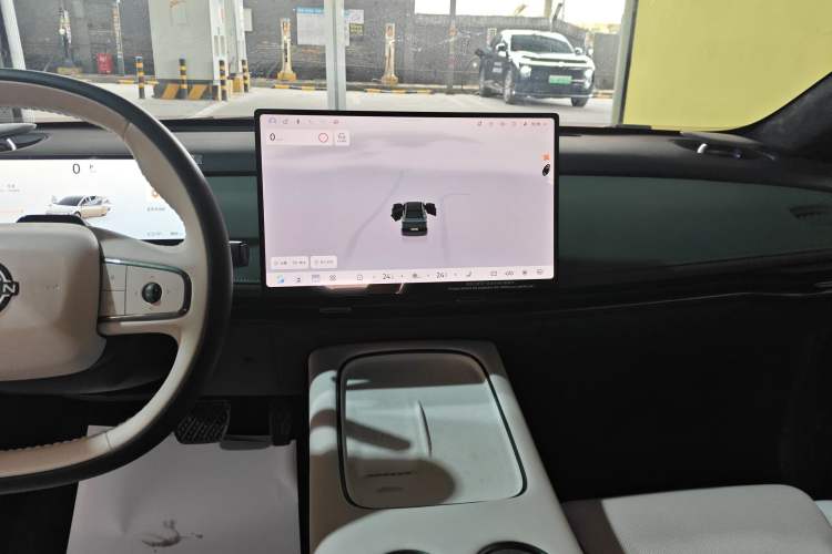 Used Nissan N7 2025 625 Max Audio And AC Panel