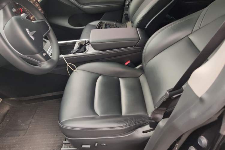 Used Tesla Model Y 2022 Rear-Wheel-Drive Version