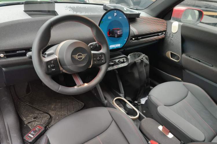 Used MINI Electric MINI COOPER 2024 452km COOPER SE Racing Driver