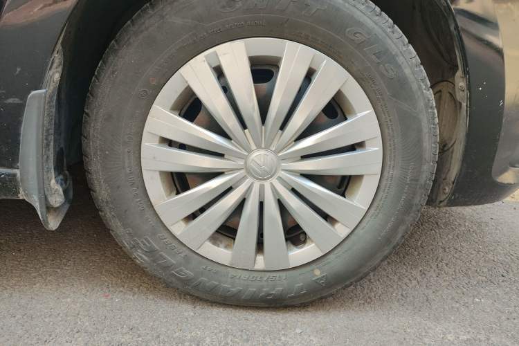 Used Volkswagen Santana 2016 1.6L Manual Fashion Edition