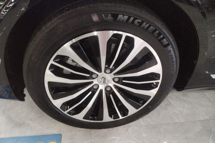 Used Volvo S90 2025 B5 Zhiyi Luxury Edition
