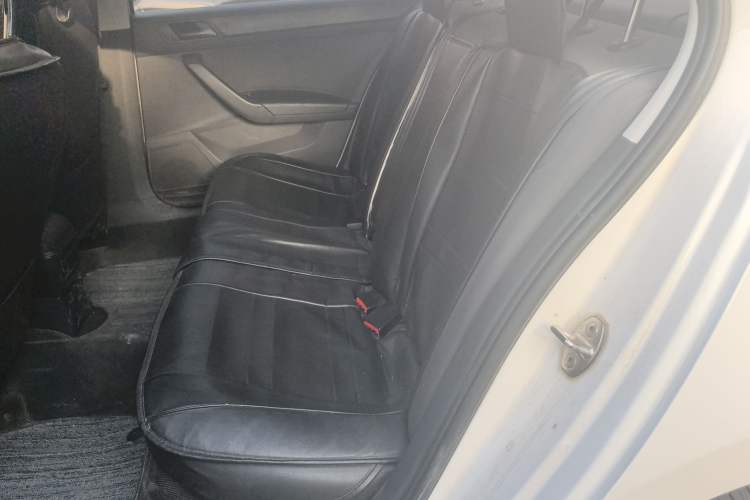 Used Volkswagen Santana 2021 1.5L Automatic Fashion Edition Left Rear Seat