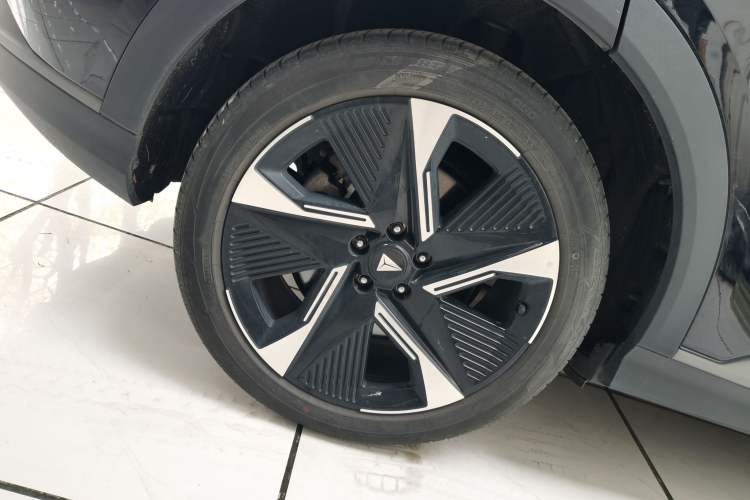 Used Deepal S07 2023 200Max Range-Extended Version
