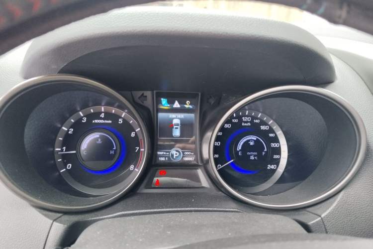 Used CHANGAN CS75 2016 1.8T Automatic Elite Model China V Standard
